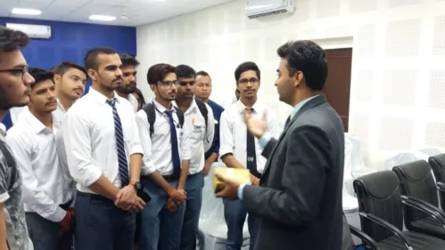 The second session of motivational talk by Mr. Vikas Khichi at UEM Jaipur