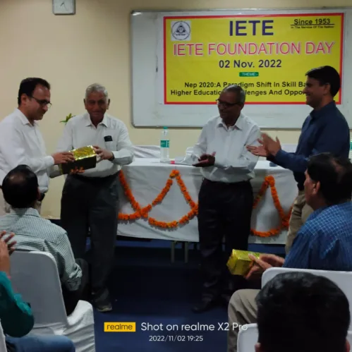IETE Foundation day was organised at IETE Rajasthan Center, Jaipur on 2nd Nov, 2022, where Prof. (Dr.) Aniruddha Mukherjee, Dean, University of Engineering & Management (UEM), JAIPUR was an invited speaker and Judge.