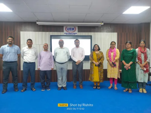 In the session he focused on how Bhagavad Gita US associated with the enhancement of an individual’s efficiency and effectiveness towards a desired goals. He also said that It disseminates the fear and changes the weakness into strength of an individual, shares the responsibilities, consulting the mentors, the need for a charismatic leader who inspires, motivates and tells the ground level reality to the team.