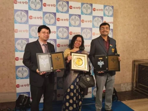The IEM and UEM group of Institutions and Universities, Kolkata and Jaipur was awarded in the category of “Best Placements - Domestic and International” by Zee 24 Ghanta.