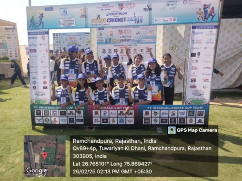 UEM Boys’ Cricket Team and UEM Female Cricket Team have successfully reached the semifinals of the Physiotherapy Cricket League 10th Edition!