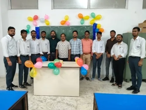 The University of Engineering & Management (UEM), Jaipur celebrated Teachers’ Day with immense respect and gratitude, honoring the pivotal role of teachers in shaping the academic and personal growth of students. The occasion offered students a platform to express their appreciation and strengthen the bonds of learning and mentorship.