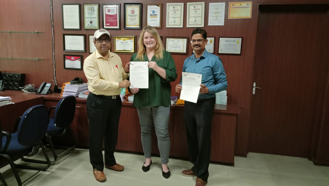 MoU Signed with St Louis University