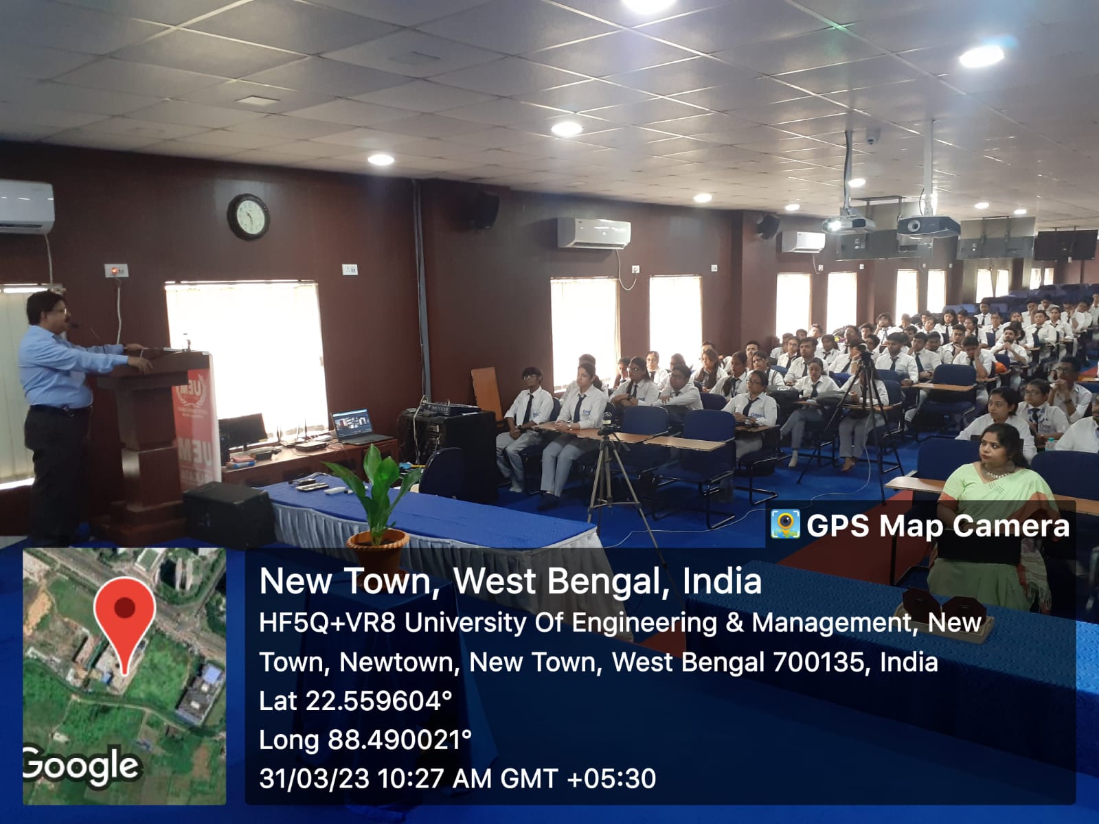 WhatsApp Image 2024-05-29 at 10.49.49 (1)