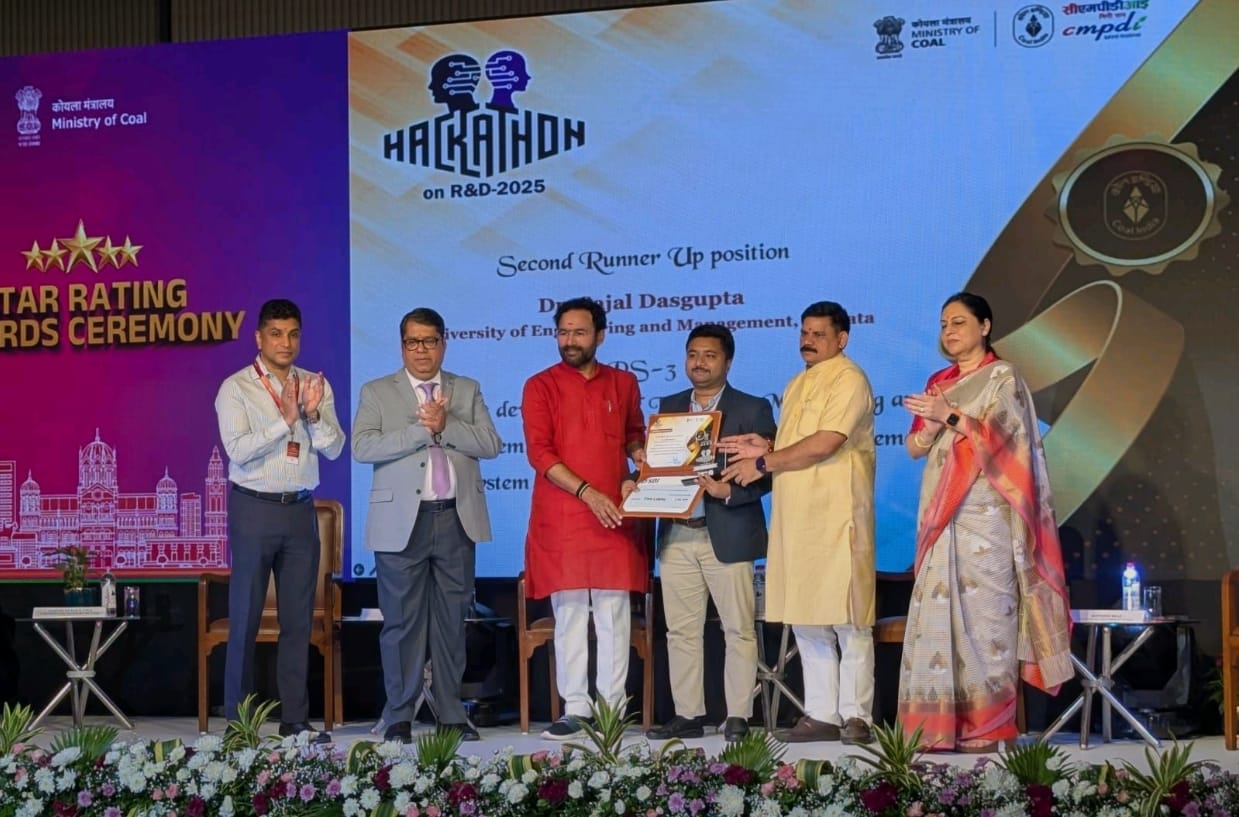 UEM Kolkata Awarded Runner-Up Prize at Hackathon on R&D – 2025 CMPDI by Ministry of Coal