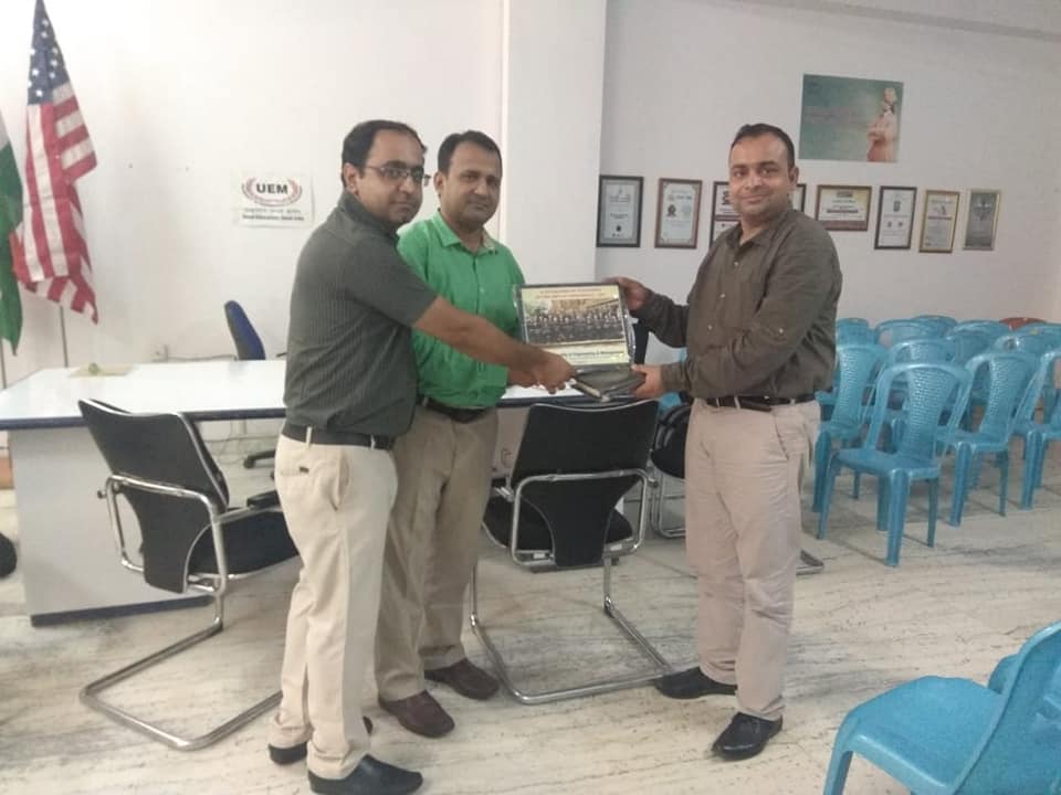 Mr. Manish Sahu, Kreeti Technologies took a session regarding Recruitment Essentials at UEM Jaipur