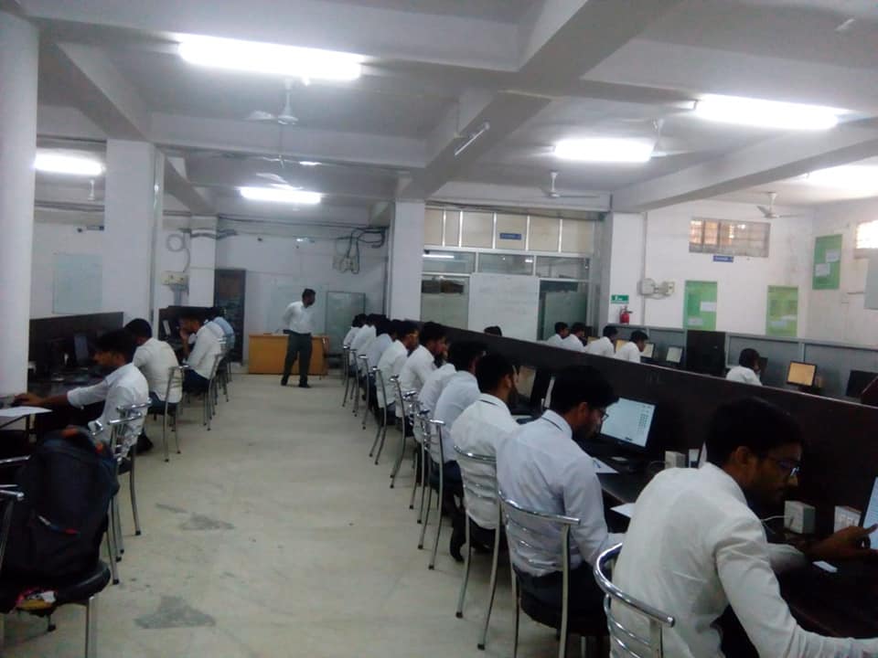 Placement drive of iBirds Software Services at the UEM Jaipur