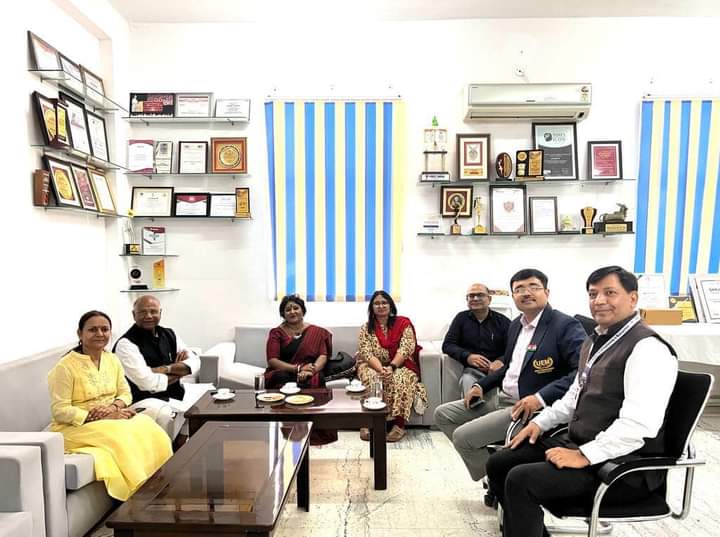 UEM Jaipur celebrates International Women’s Day with Ms Mili Das, a renowned poet of West Bengal Marking the weeklong series of events on the eve of forthcoming International Women’s Day, Ms Mili Das, a renowned poet of West Bengal was the ‘ Guest of Honour’ in University of Engineering and Management, Jaipur today.