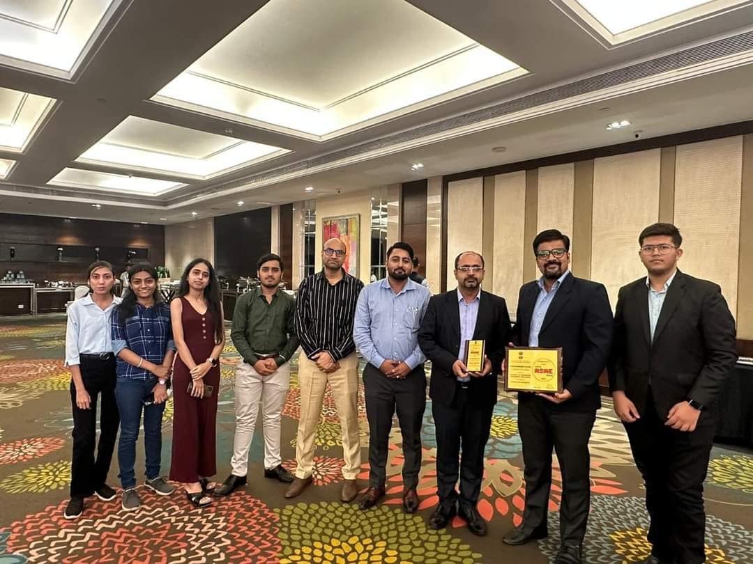 "UNIVERSITY OF ENGINEERING & MANAGEMENT (UEM), JAIPUR, IEM-UEM Group" received the "Best Industry-Academia Collaboration Award", at MSME Rankers Award ceremony