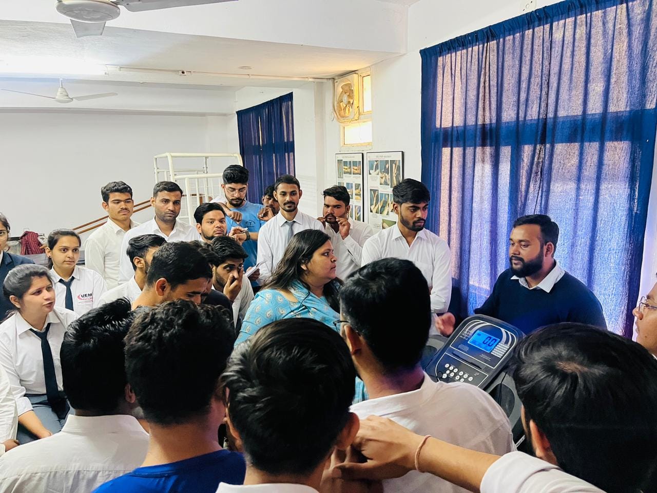 UEM Jaipur is pleased to announce the successful execution of our recent workshop on exercise testing, specifically tailored for the 3rd and 4th-year BPT students.