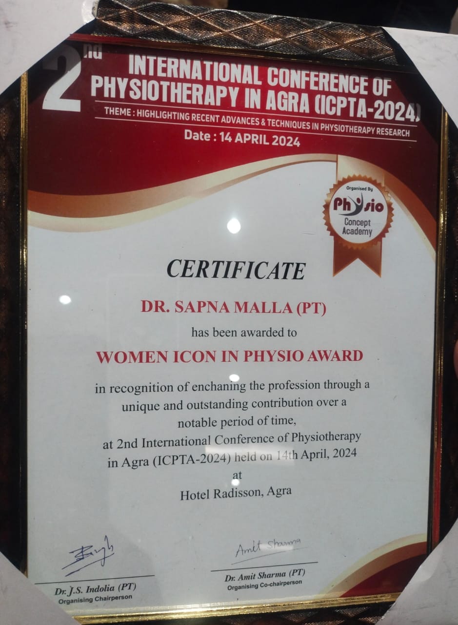 Dr. Sapna Malla, Associate Professor , Department of Physiotherapy at UEM Jaipur, has been graciously recognized with the Women Icon in Physio Award