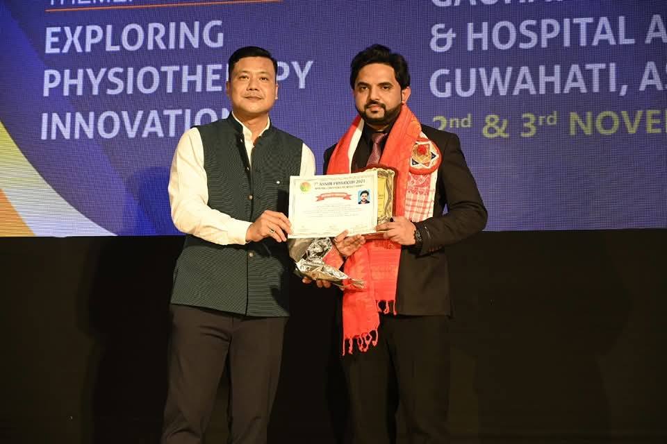 Dr. Gaurav Shrivastava, Associate Professor , Department of Physiotherapy at University of Engineering and Management (UEM), Jaipur, has been Honoured with a "Guest of Honour as speaker at the National Physiotherapy Conference ".