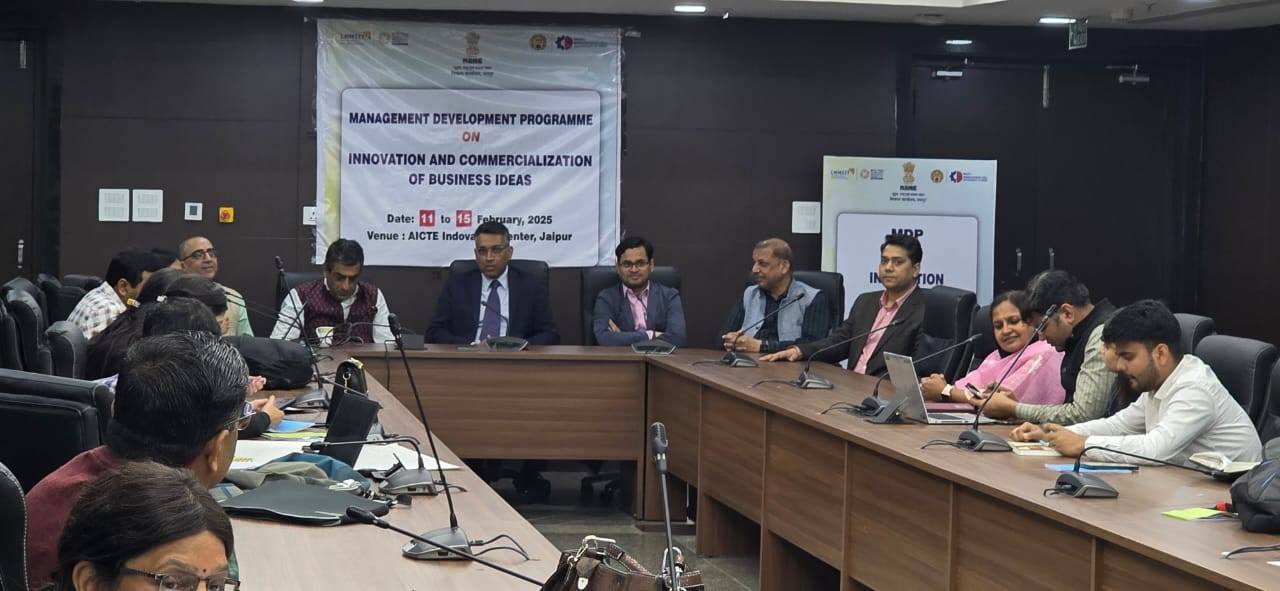 (UEM) Jaipur was invited to be a part of Five days Management Development Program (MDP) on “Innovation and Commercialization of Business Ideas” at AICTE Innovation Centre, Jaipur.